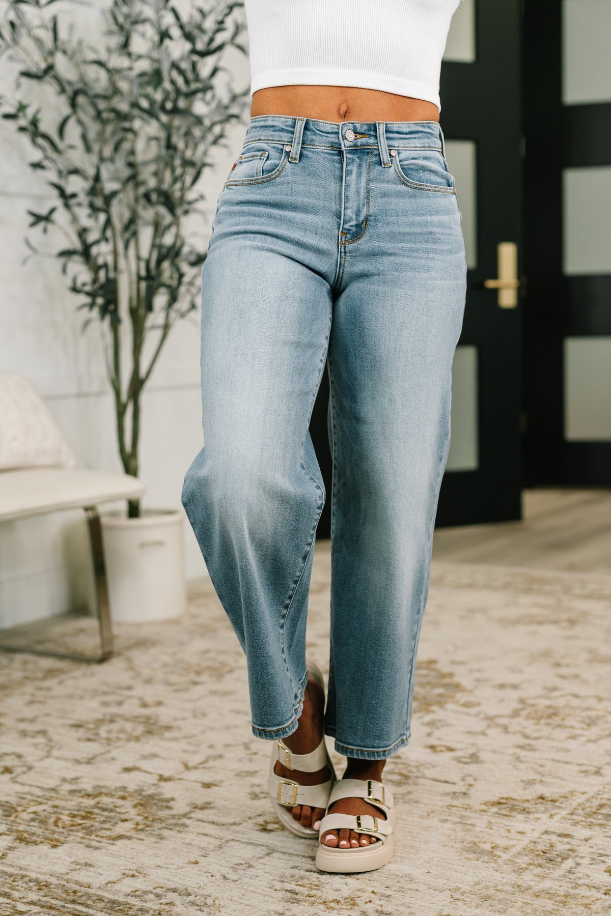 Judy Blue Claudia Wide Leg Ankle Jeans | Mid Rise