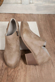 Tulip Cut Suede Ankle Boots – Gray